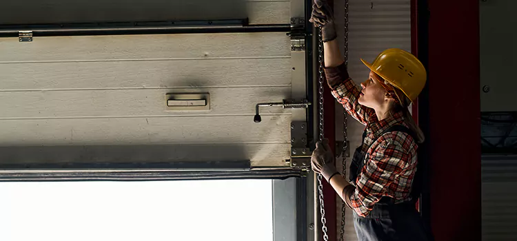 Addressing Common Garage Door Stoppage Issues in Youngstown, OH